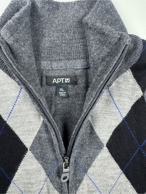 Apt. 9 Men's Gray Argyle Zip-Up Sweater with Navy Accents